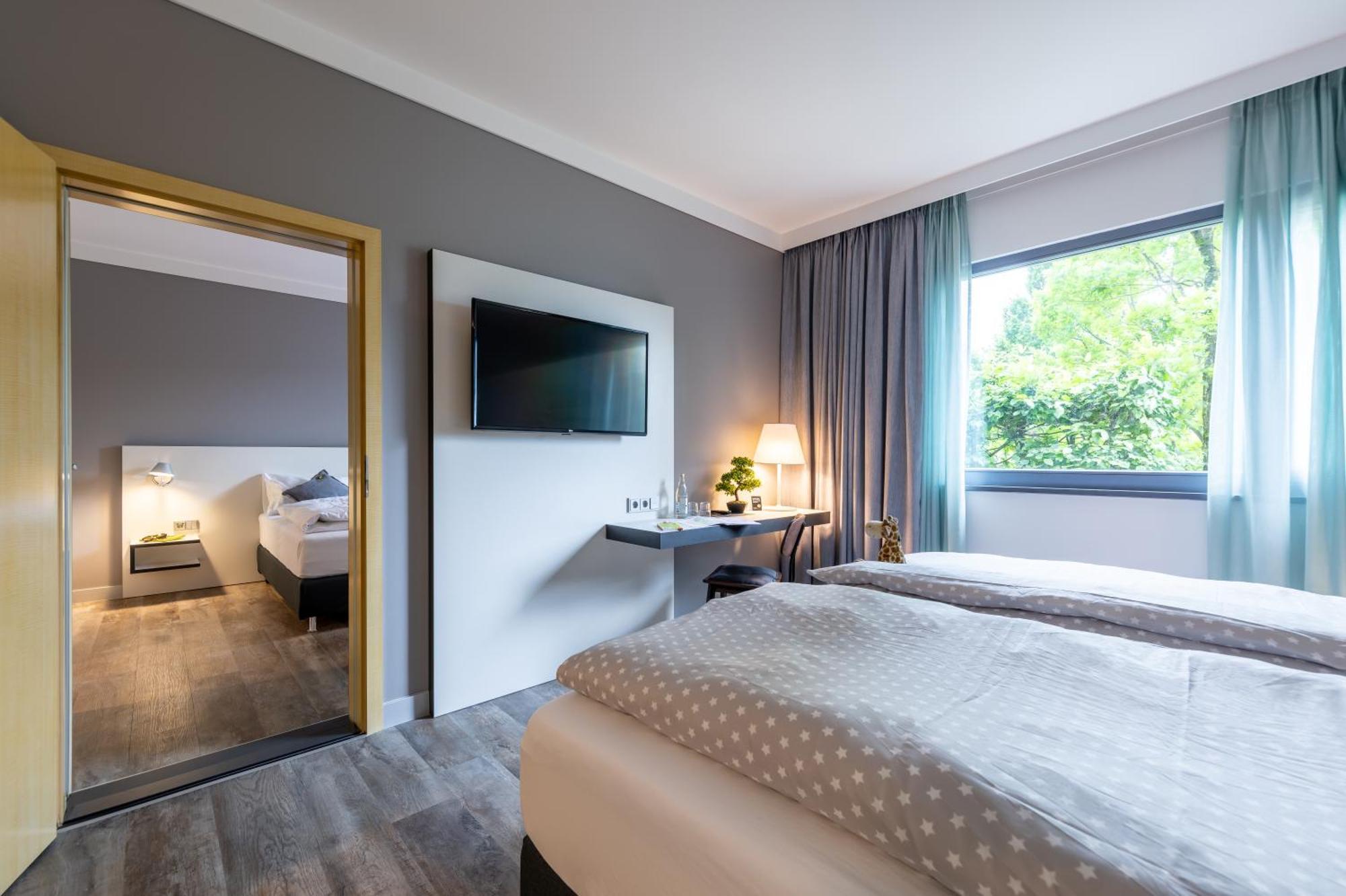 Hotel Leipheim Sued Eksteriør billede